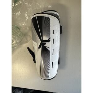FranklinSuperlight Shin Guards Size medium